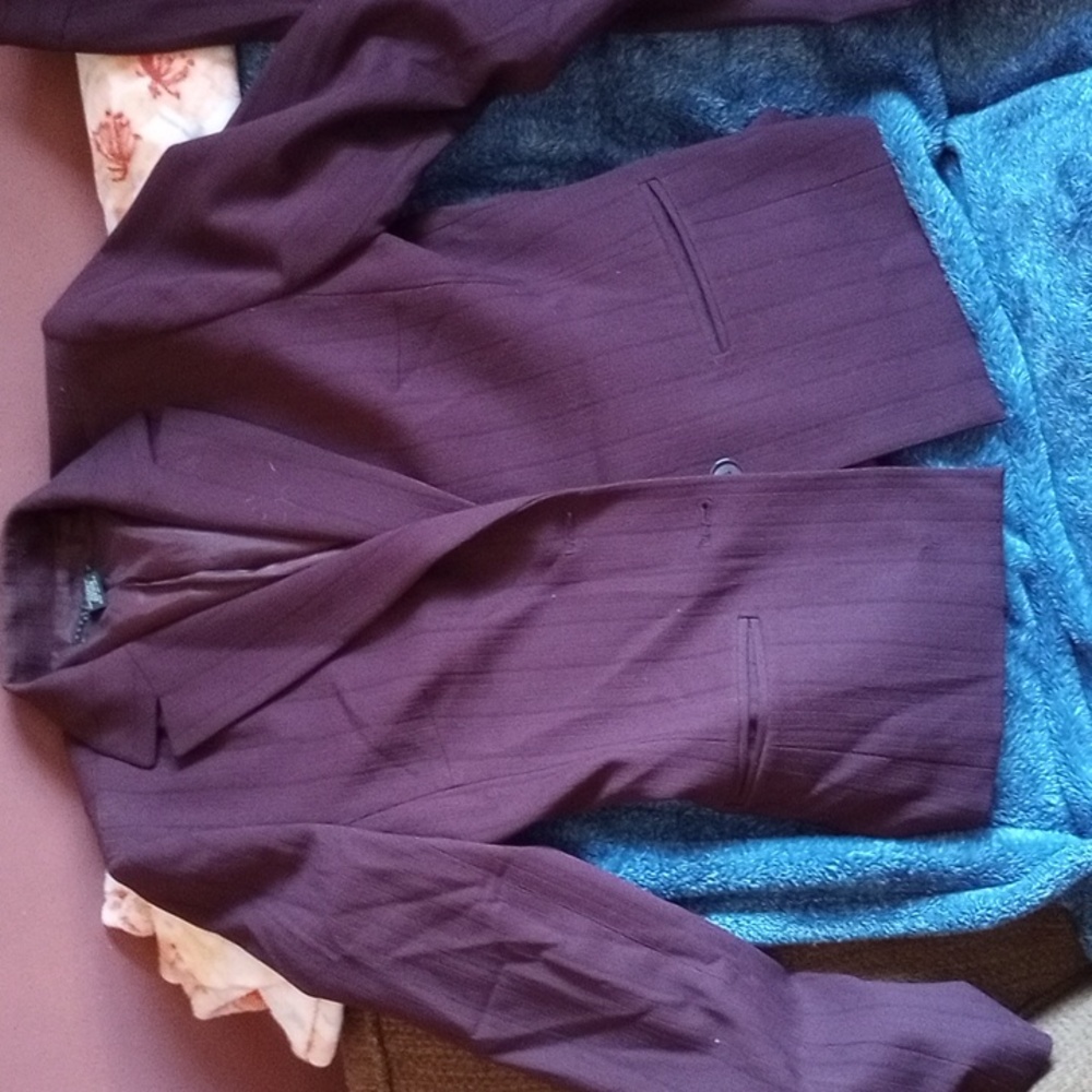 Burgundy Apostrophe Stretch Pantsuit